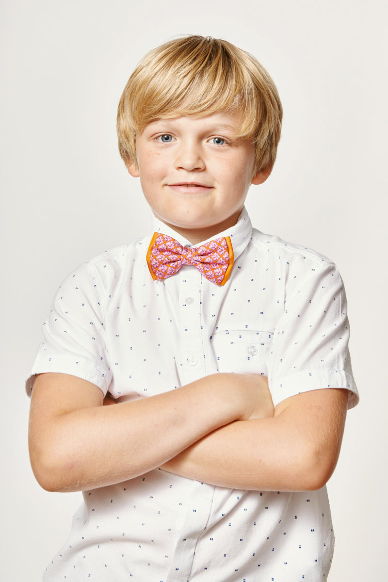 pink bowtie for kids