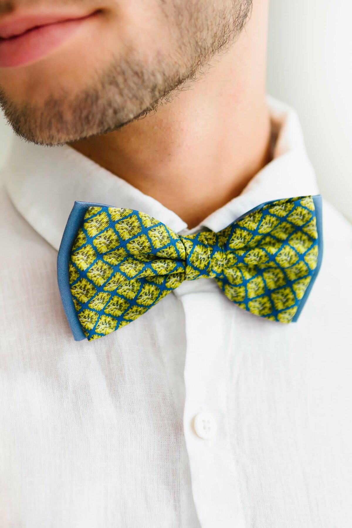 bow tie in blue and green for men